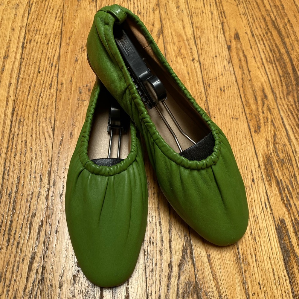 Fabulous Everlane Green Leather Scrunch Ballet Flats - Picture 4 of 12